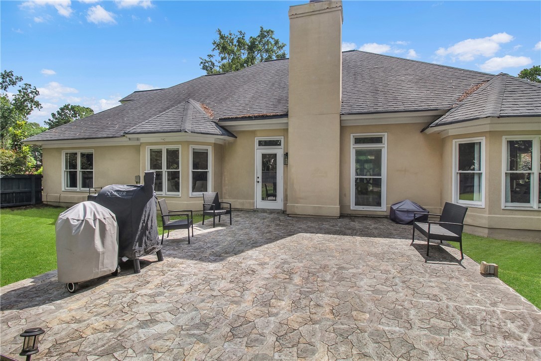 17 Hickory Grove Point