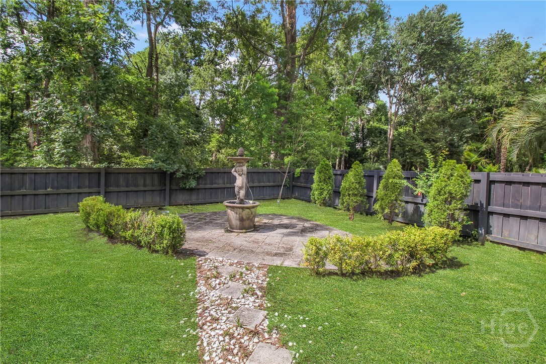 17 Hickory Grove Point