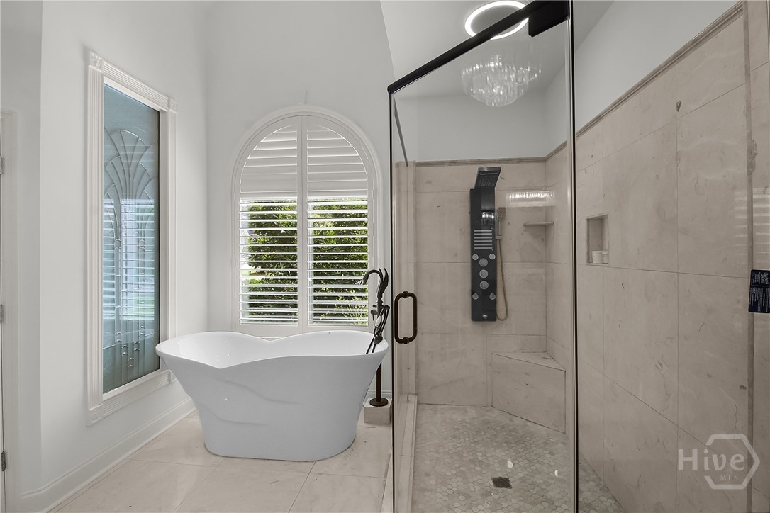 17 Hickory Grove Point