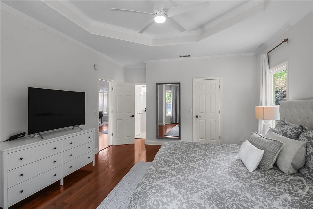 17 Hickory Grove Point