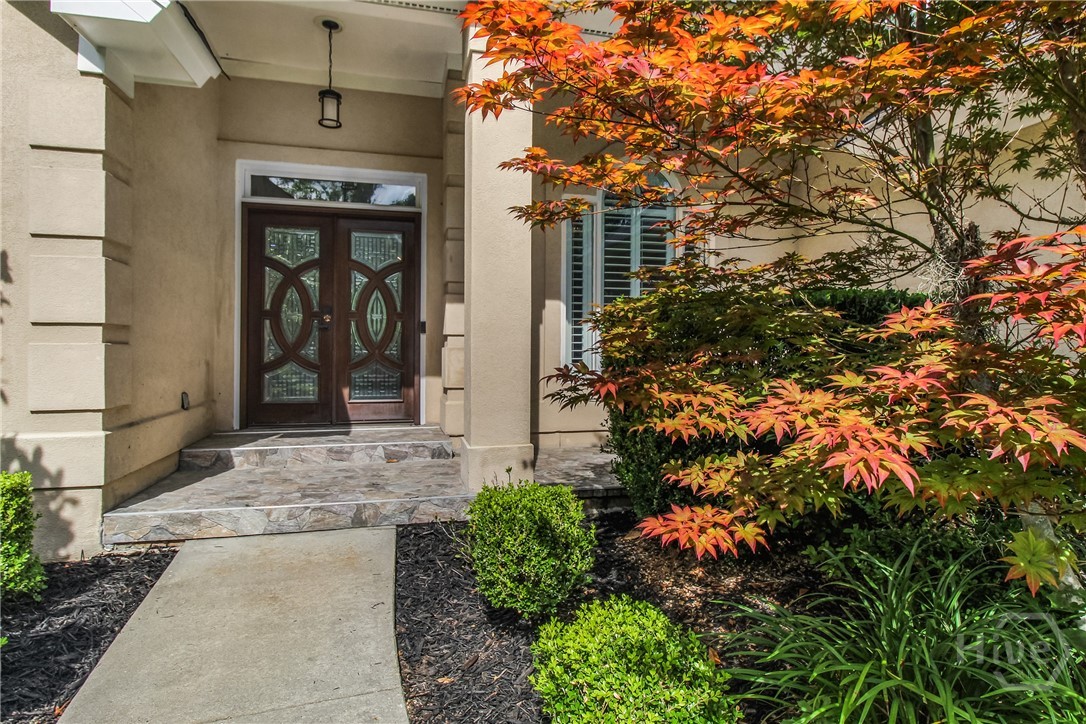 17 Hickory Grove Point