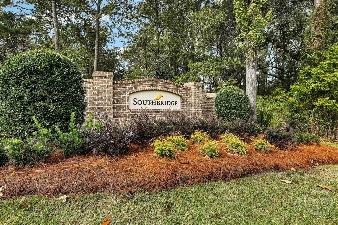 17 Hickory Grove Point