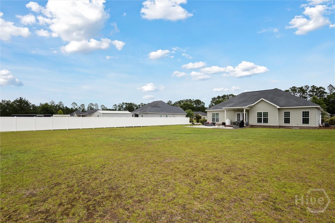 112 Kingsley Drive N