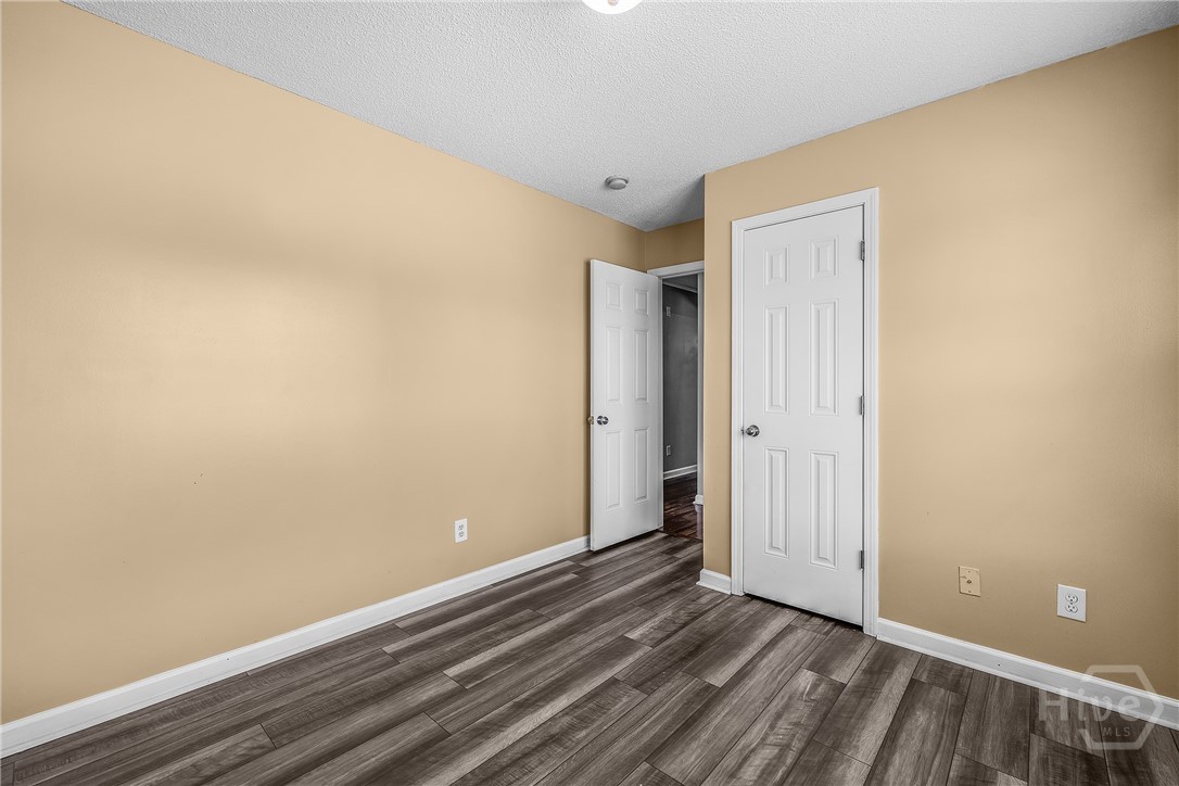 7 Springwater Drive