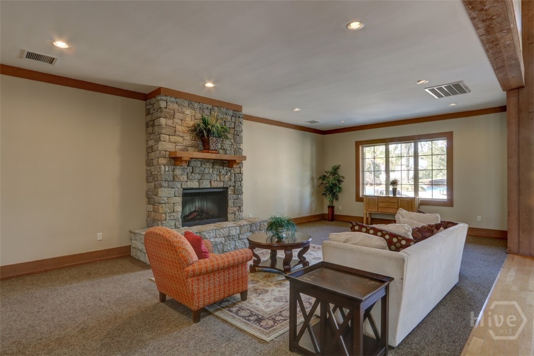 129 Winslow Circle