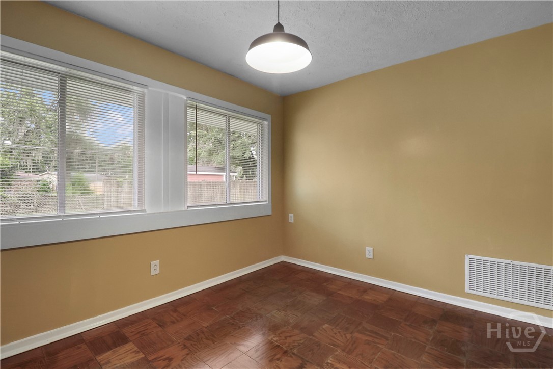 5012 Spartan Drive