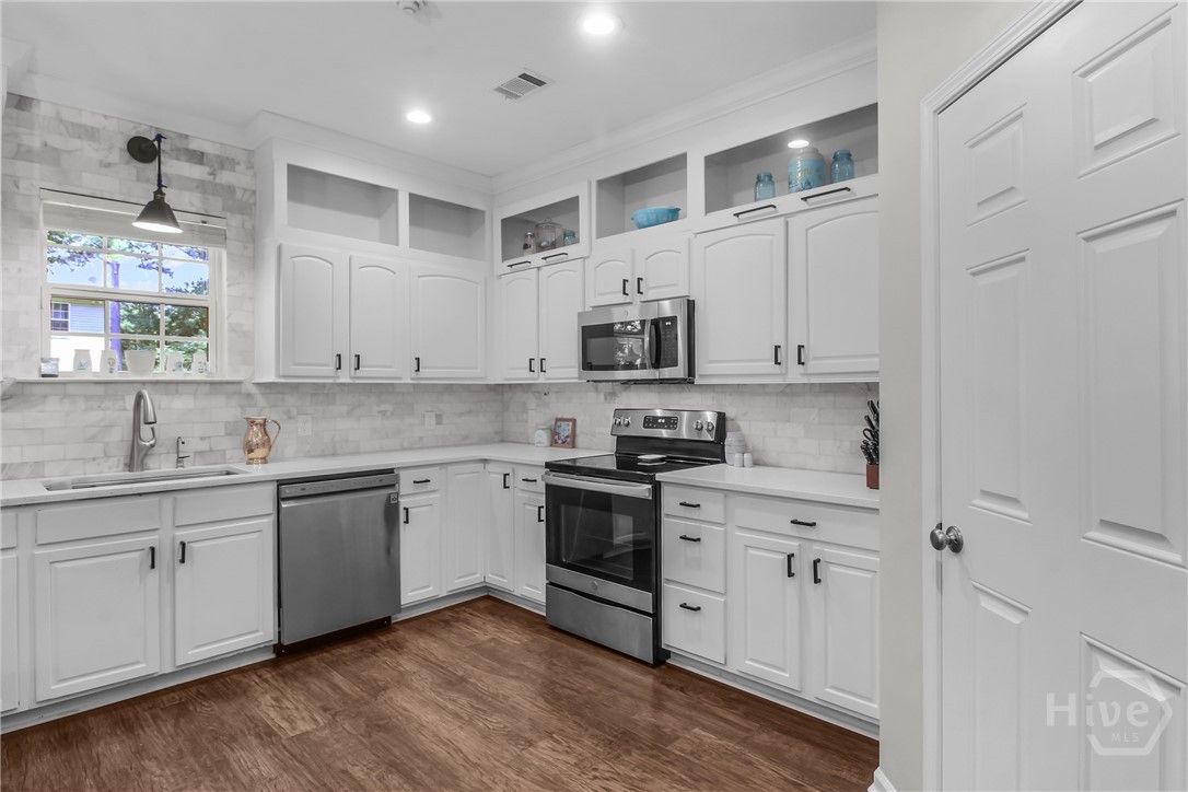 27 Dunnoman Drive