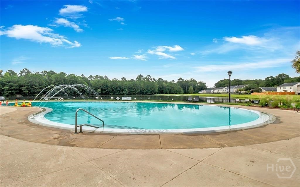 238 Lakepointe Drive