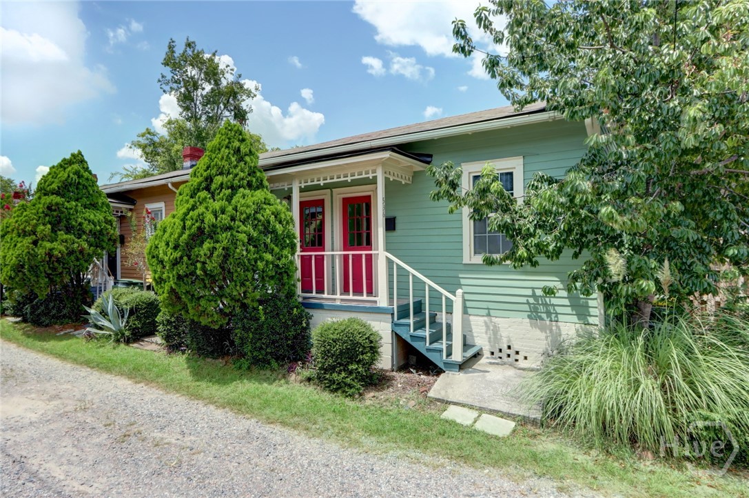 536 E Gordon Lane