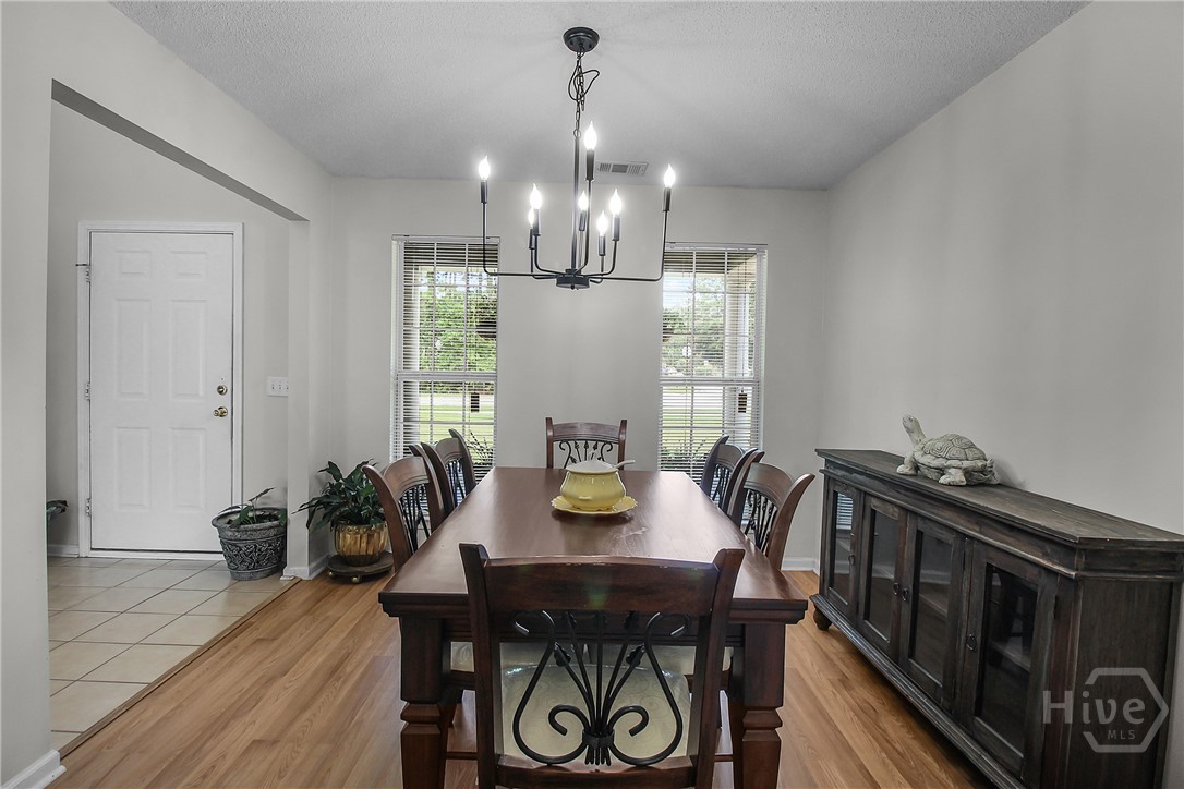 2504 Quacco Road