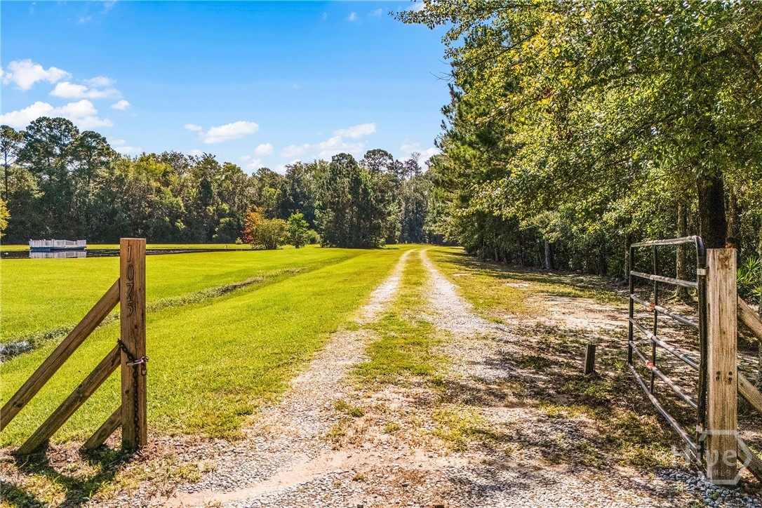 1075 Kolic Helmey Road