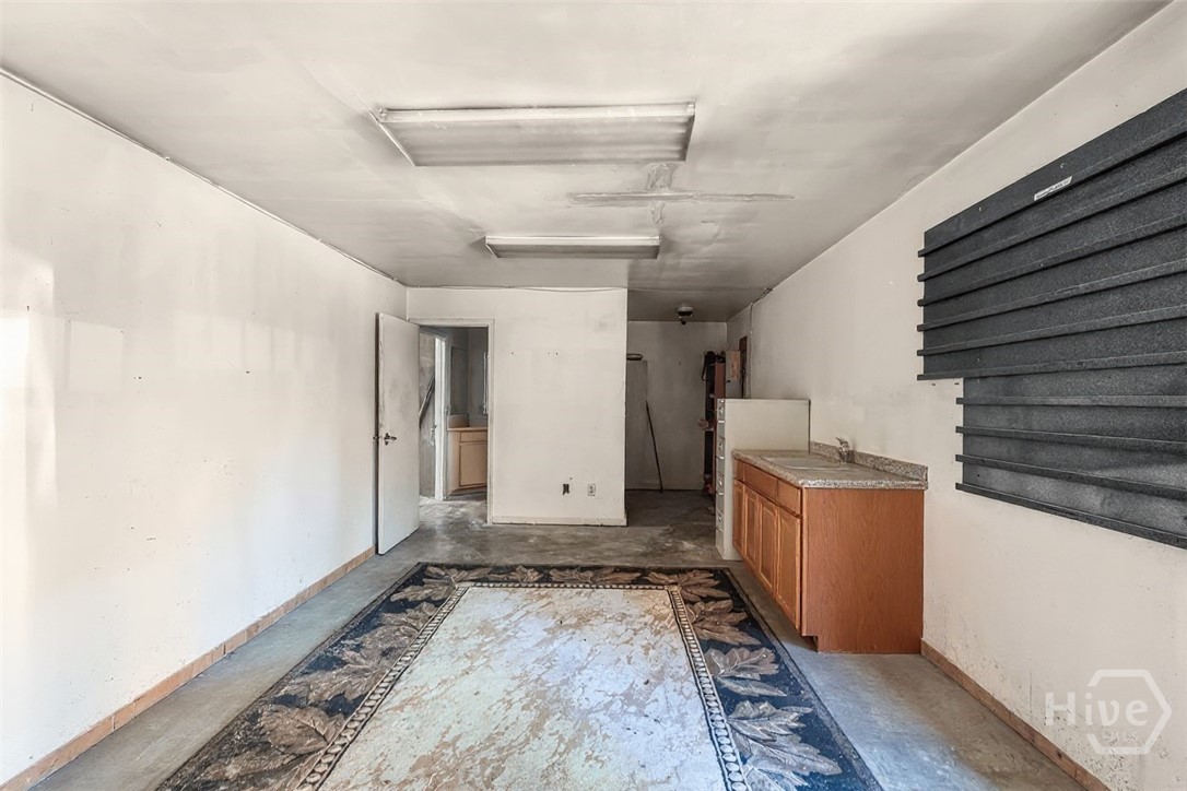 7925 E Oglethorpe Highway