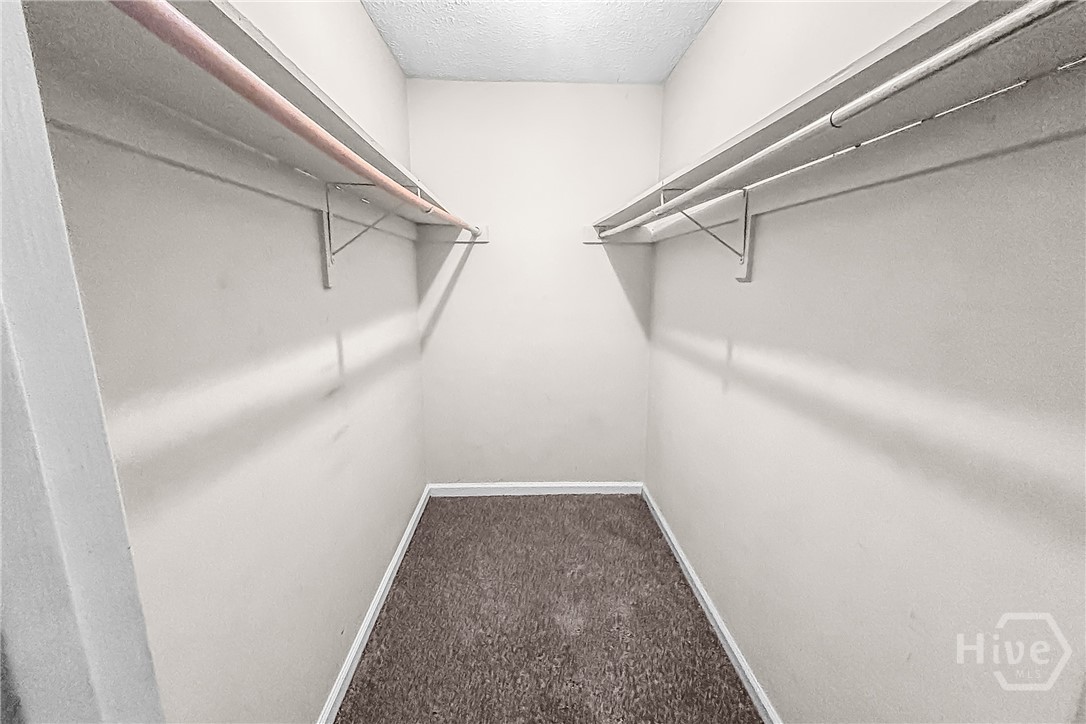 120 W Quail Forest Court