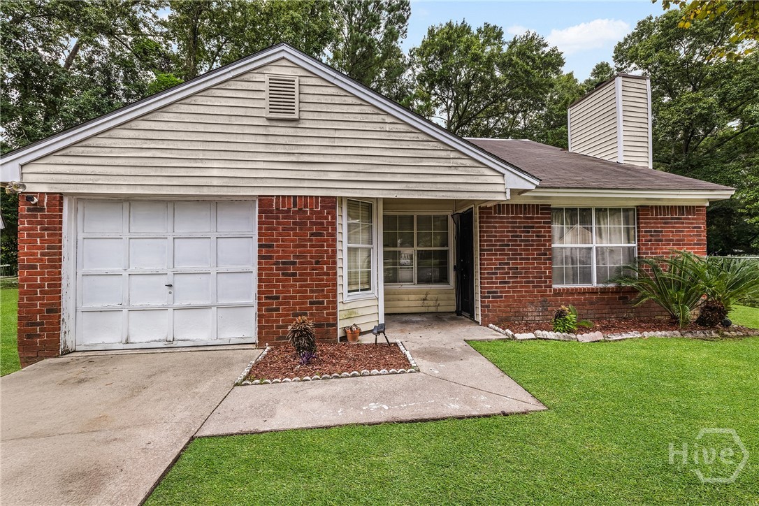 120 W Quail Forest Court