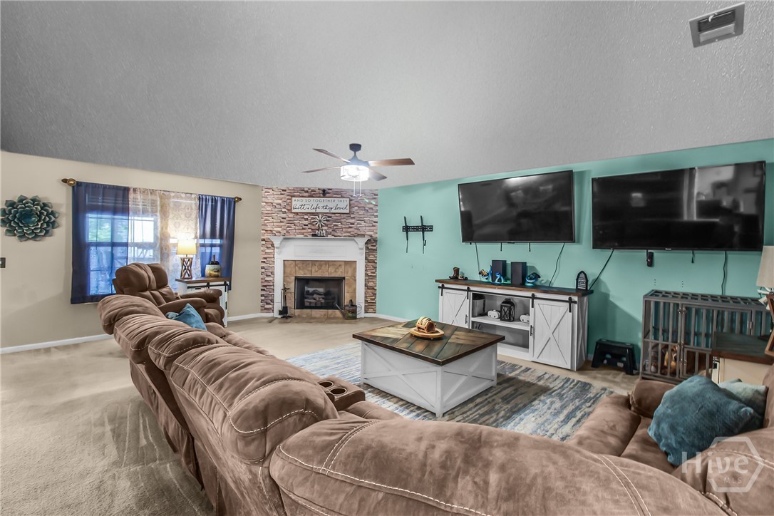 156 Stonewalk Drive