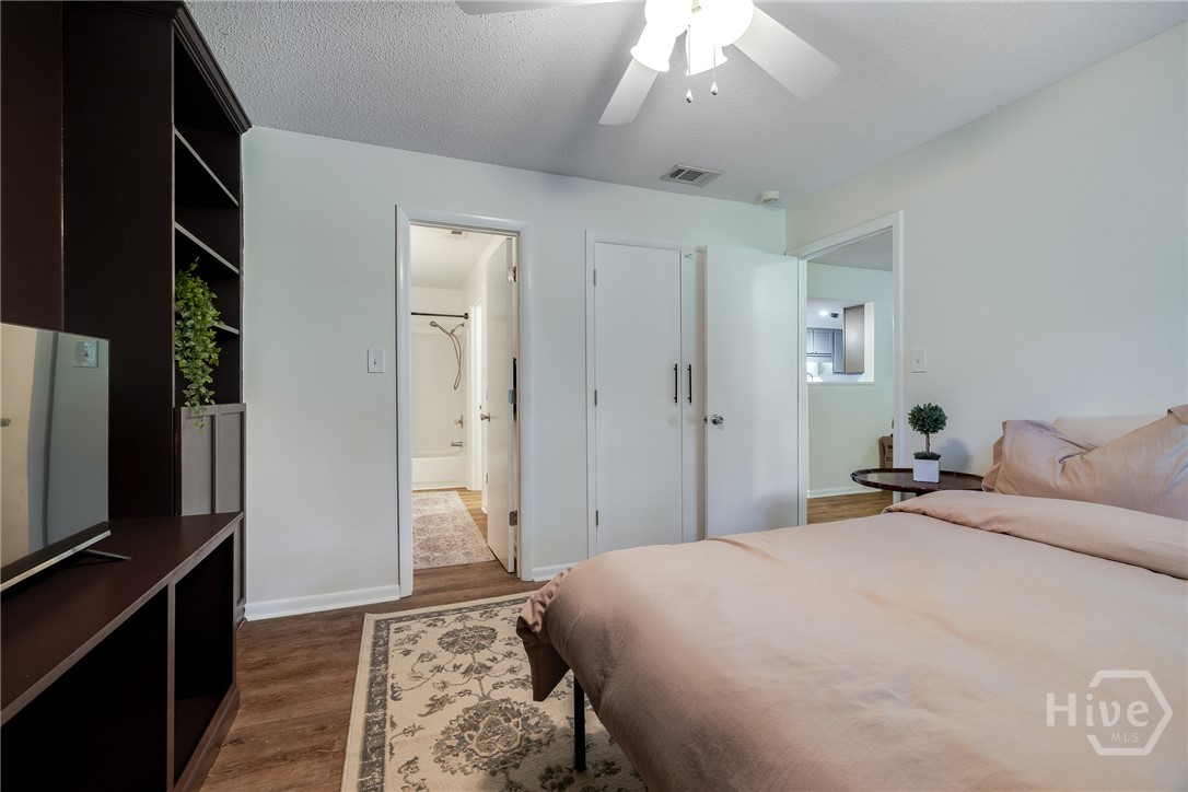 401 N Cromwell Road S7
