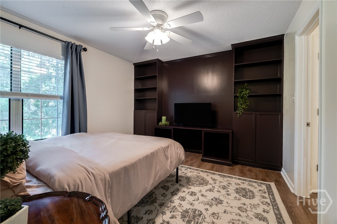 401 N Cromwell Road S7