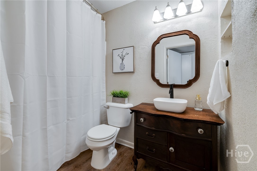 401 N Cromwell Road S7