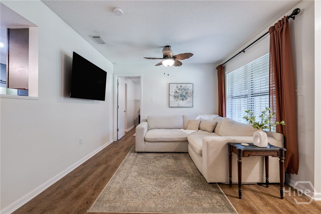 401 N Cromwell Road S7