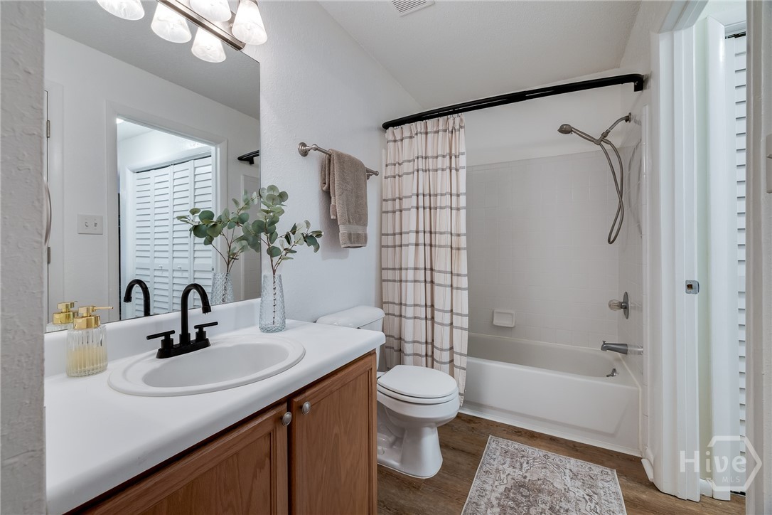 401 N Cromwell Road S7