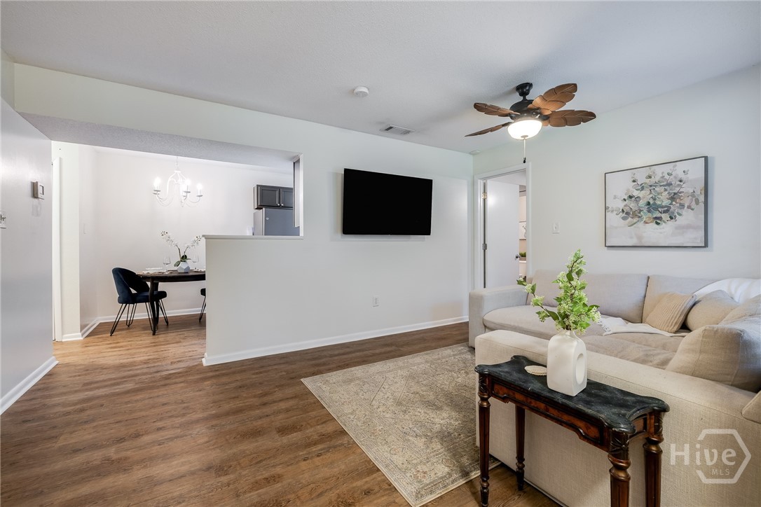 401 N Cromwell Road S7