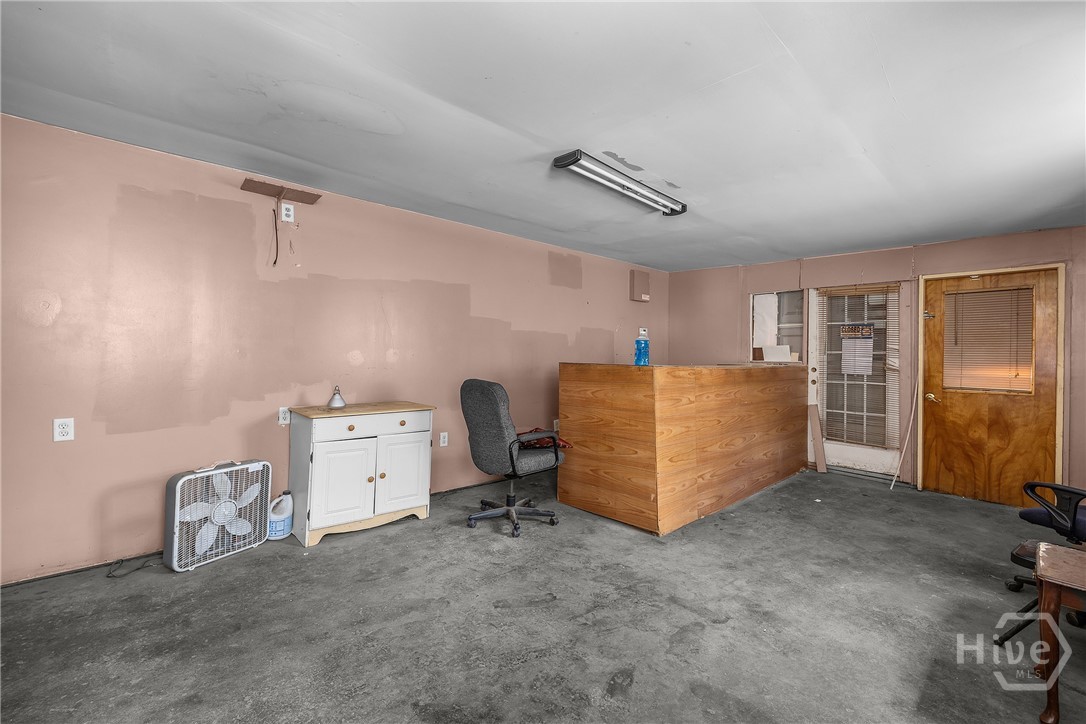 219 S Columbia Avenue