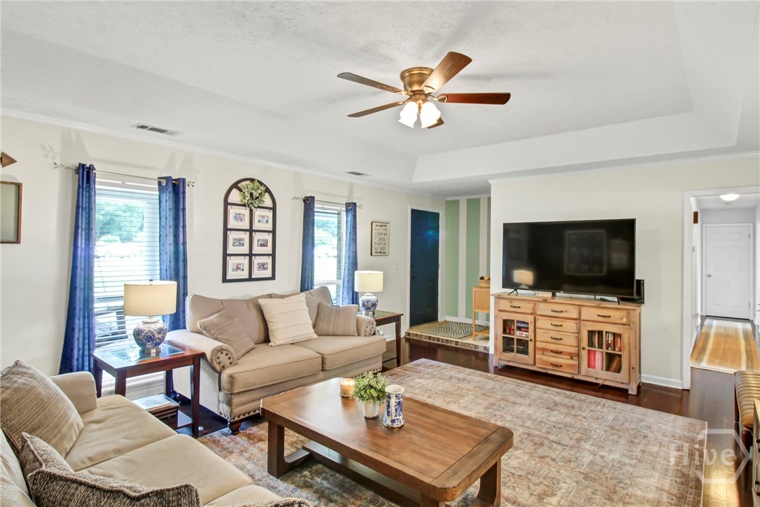 137 Scholar Road