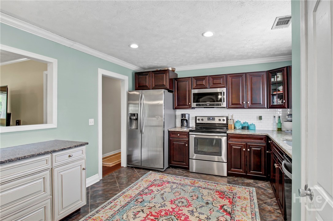 137 Scholar Road