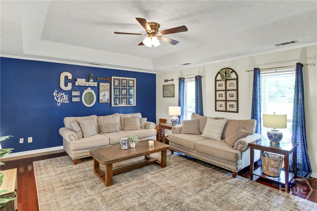 137 Scholar Road