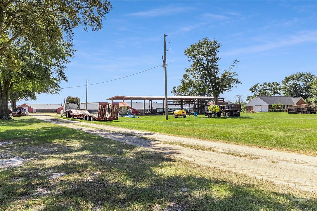 1110 W US Hwy 280