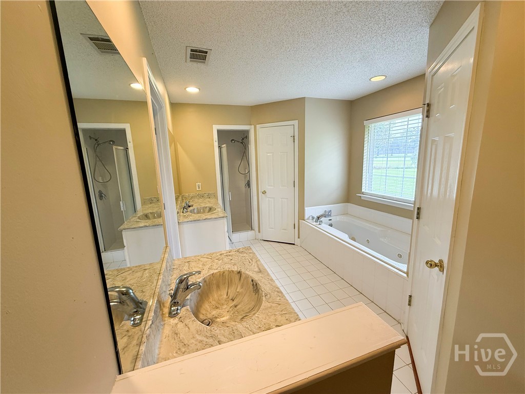 6 Merion Court