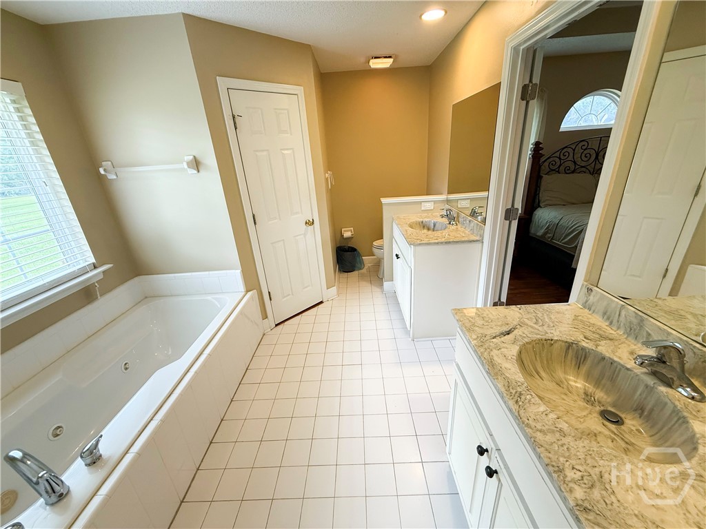 6 Merion Court