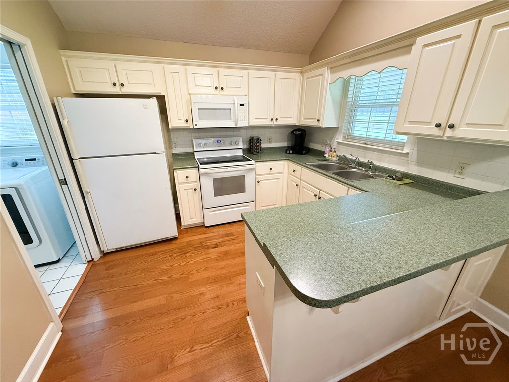6 Merion Court