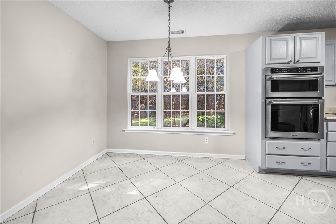 11 London Tower Court