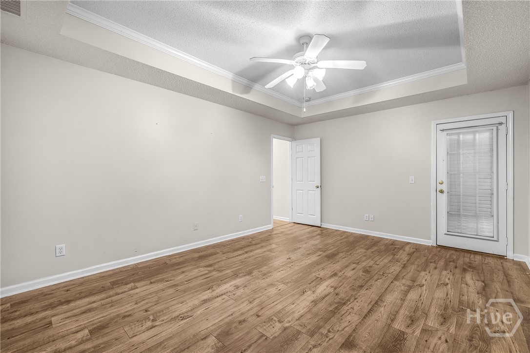 11 London Tower Court