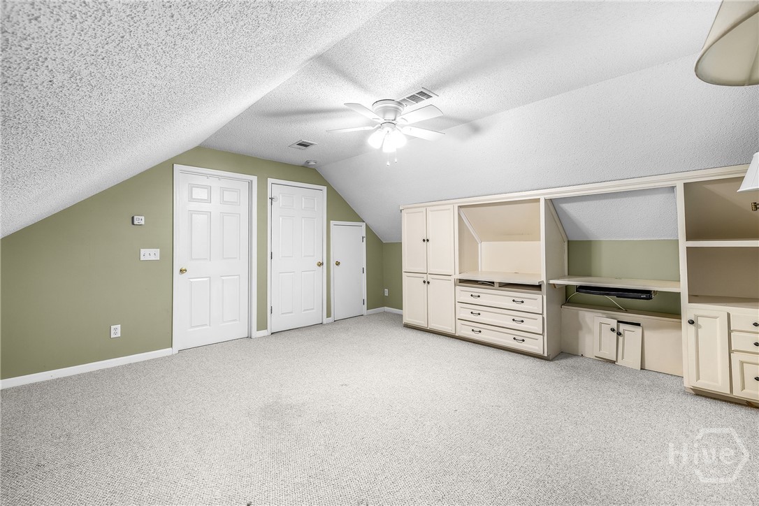 11 London Tower Court