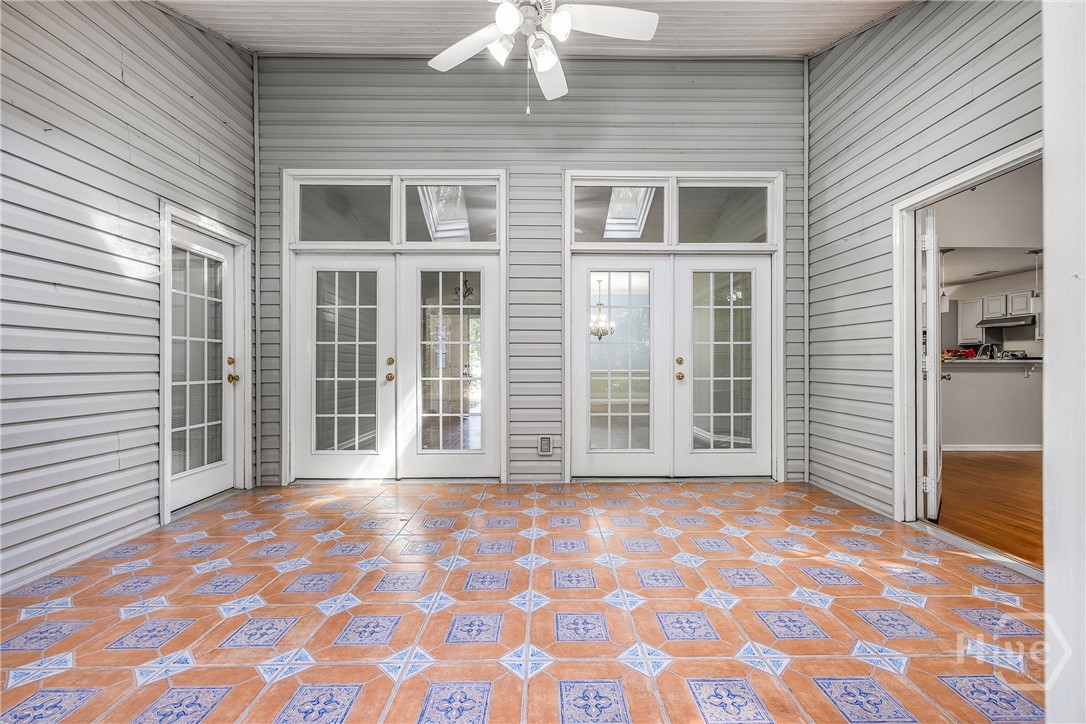 11 London Tower Court