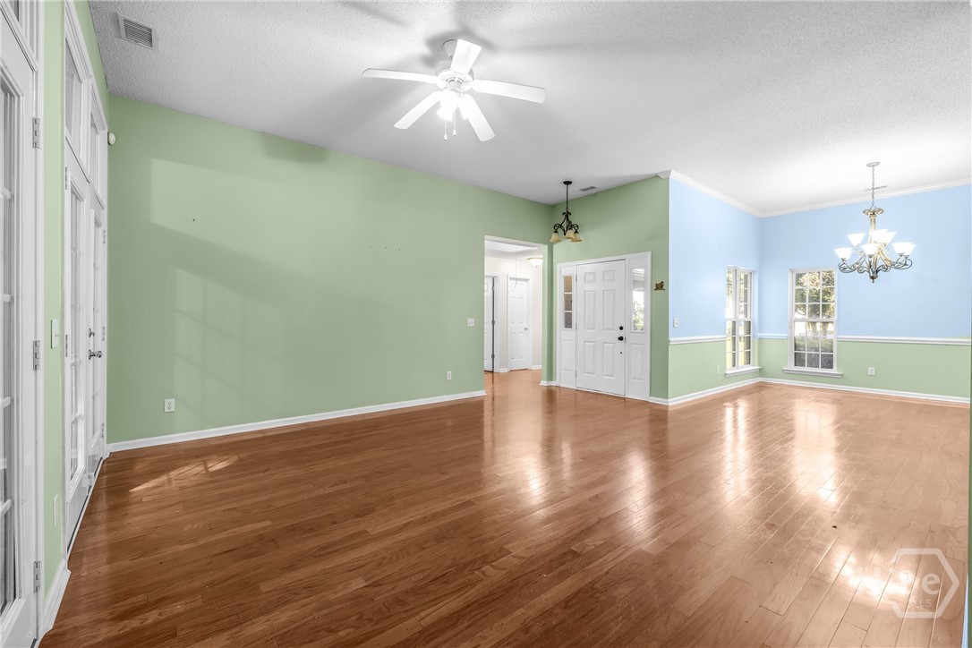 11 London Tower Court