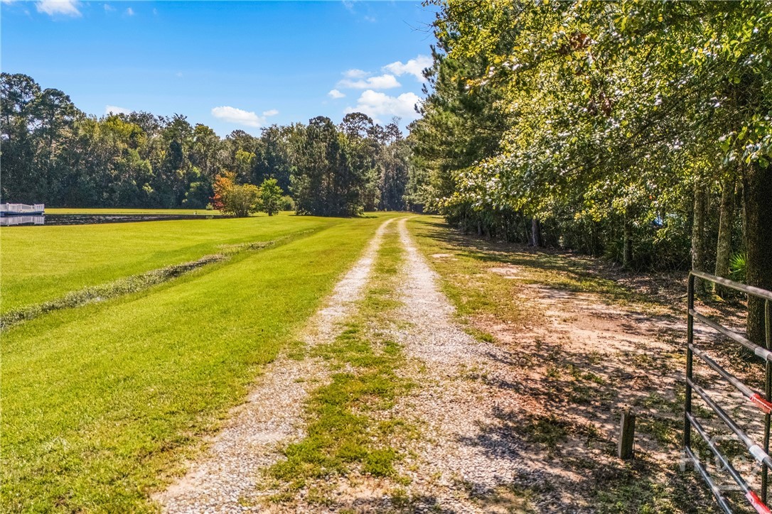 1075 Kolic Helmey Road