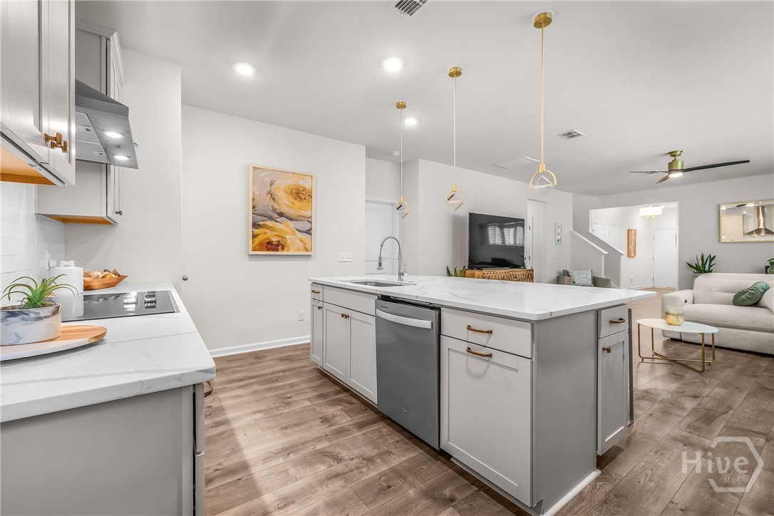 346 Serengeti Boulevard