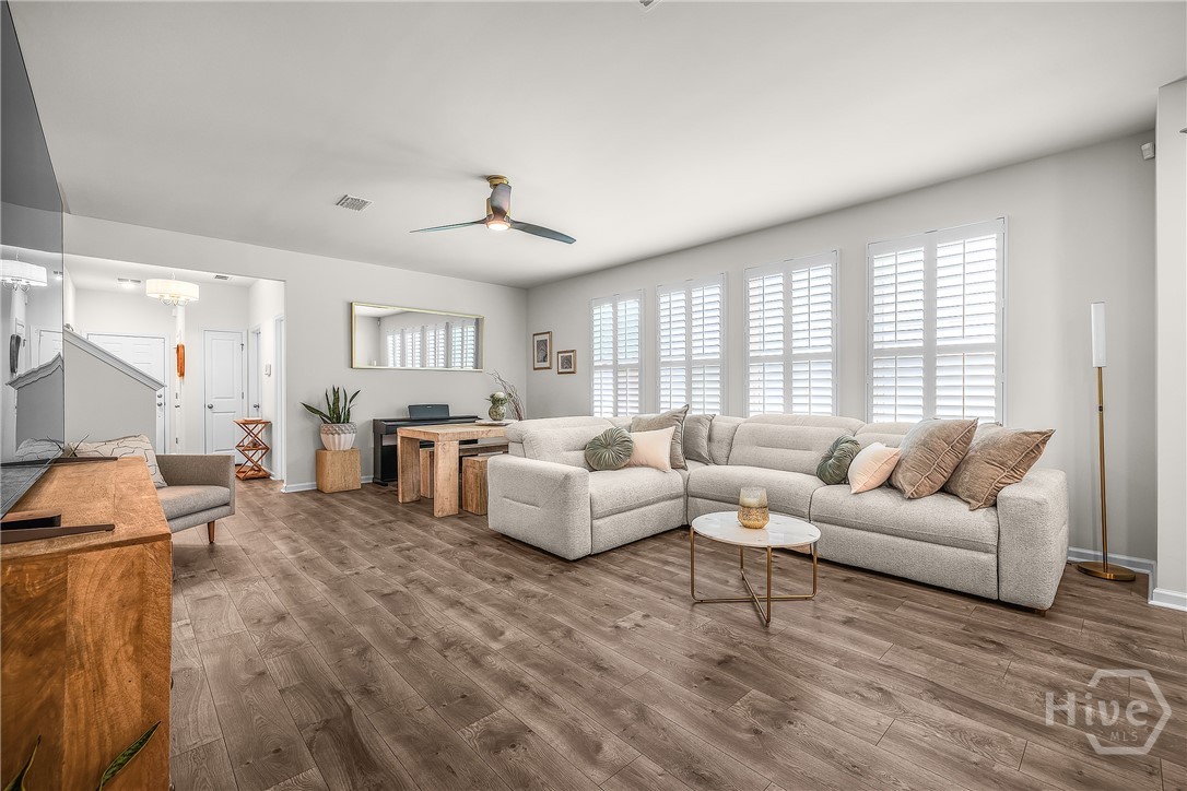 346 Serengeti Boulevard