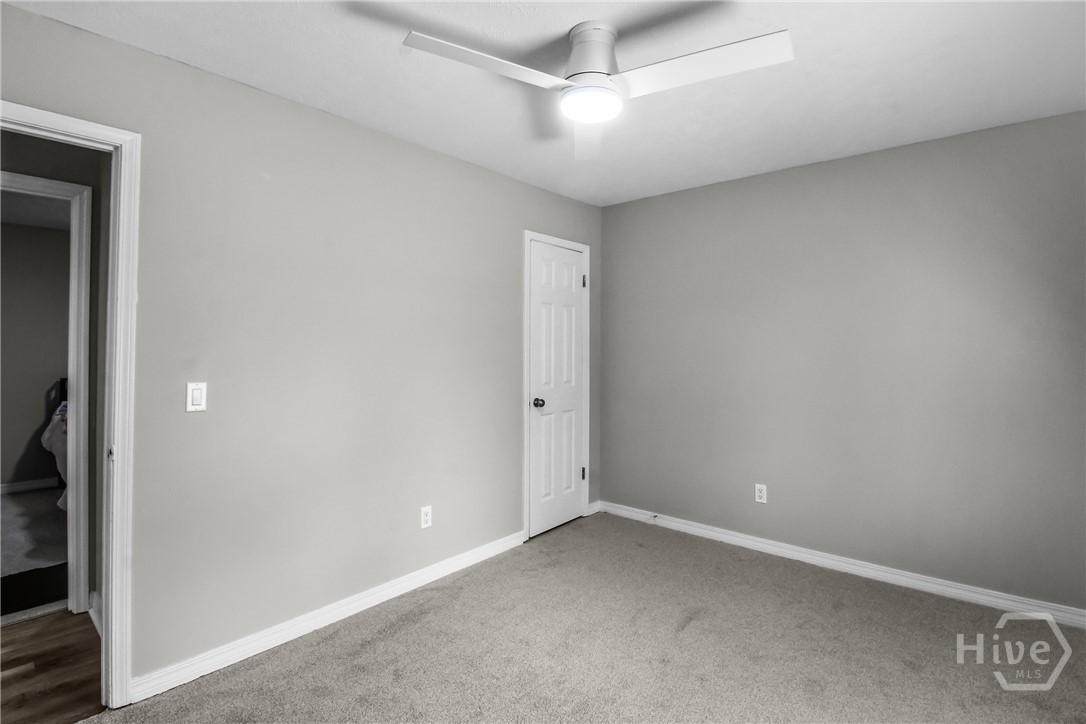 979B Pineland Avenue