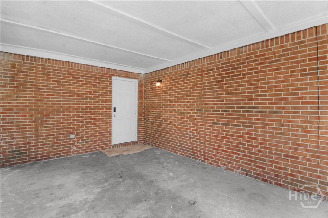 979B Pineland Avenue