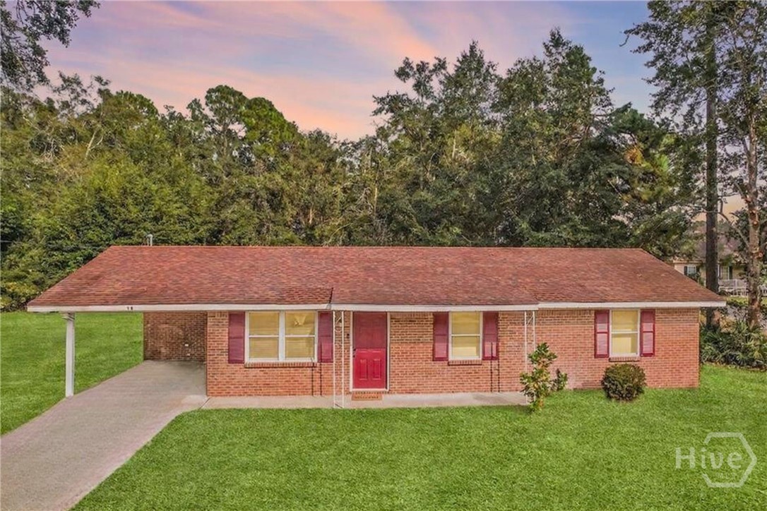 979B Pineland Avenue