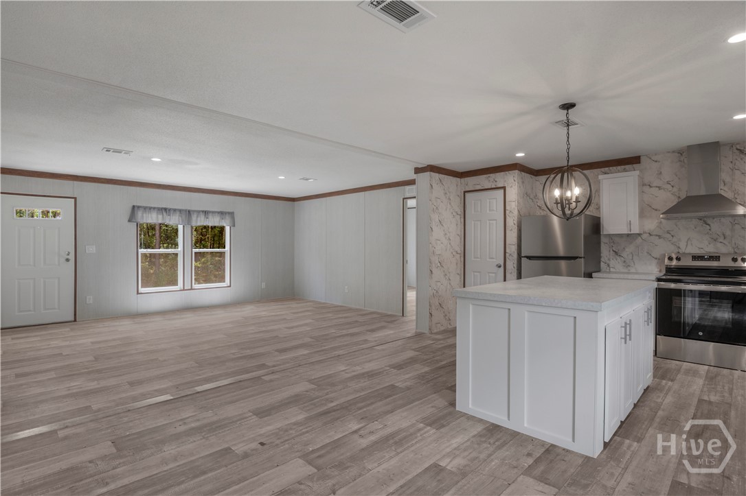 327 Cornfield Avenue