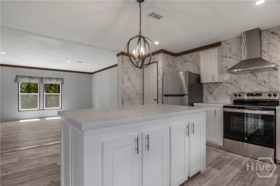 327 Cornfield Avenue