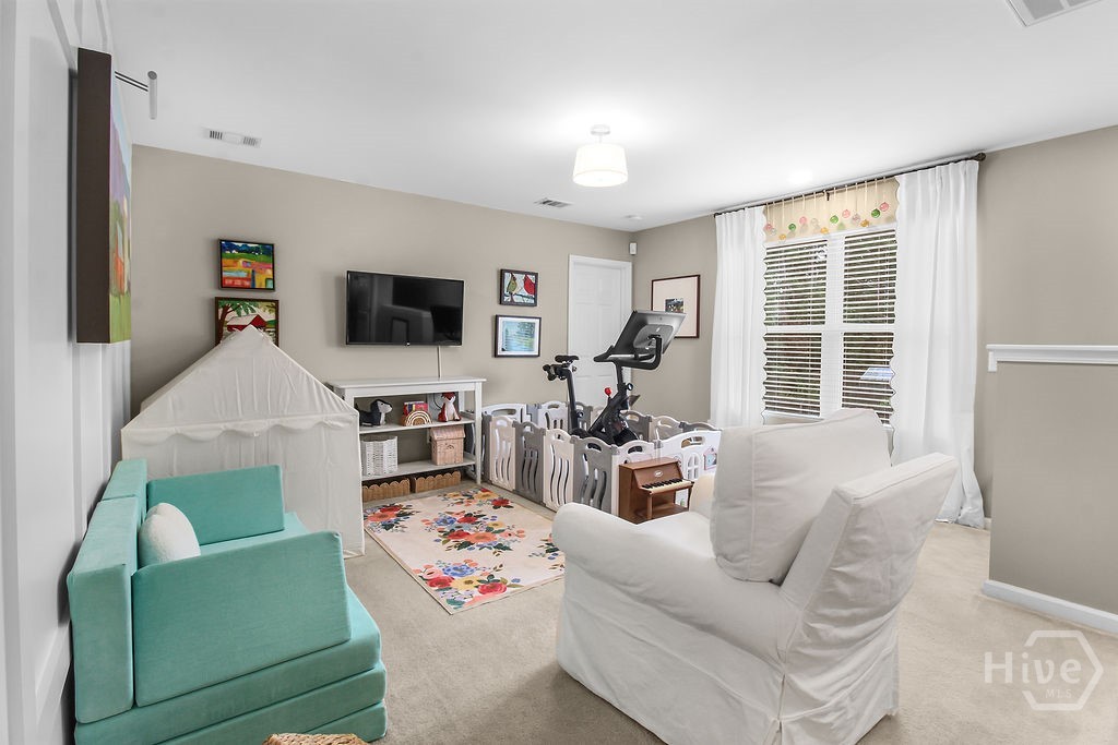 96 Hamilton Grove