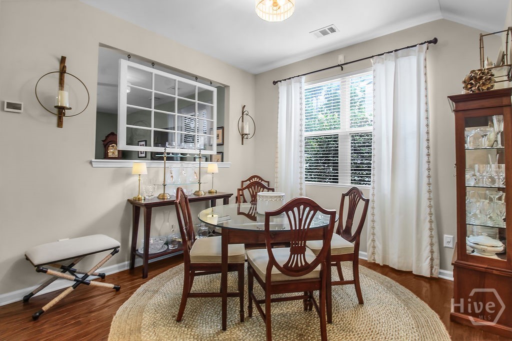 96 Hamilton Grove