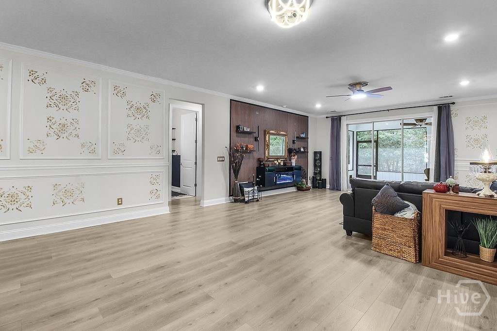 241 Ridgewood Park Drive S