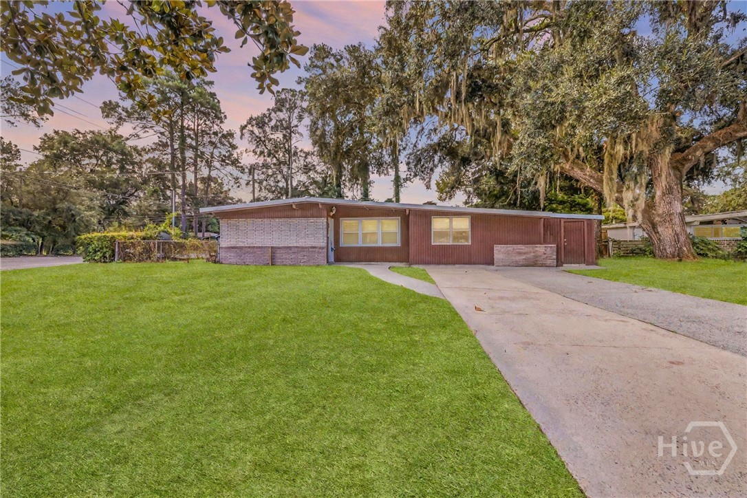21 Willow Road